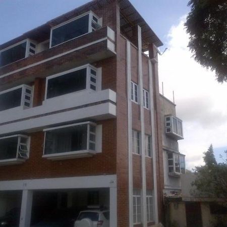 Apartamentos Comodos Cerca Del Aeropuerto Guatemala-Stadt Exterior foto