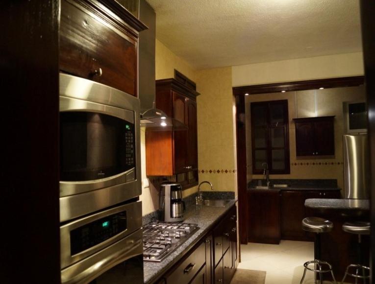Apartamentos Comodos Cerca Del Aeropuerto Guatemala-Stadt Exterior foto